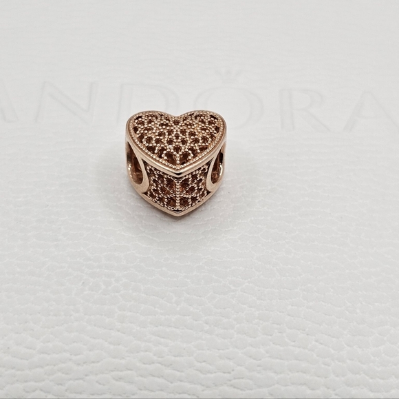 ❤️ Authentic Pandora ⭐️RETIRED⭐️ ROSE HEART CHARM 🎁 - Picture 6 of 6